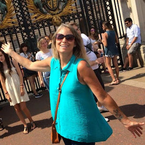 Meet your Posher, Lori